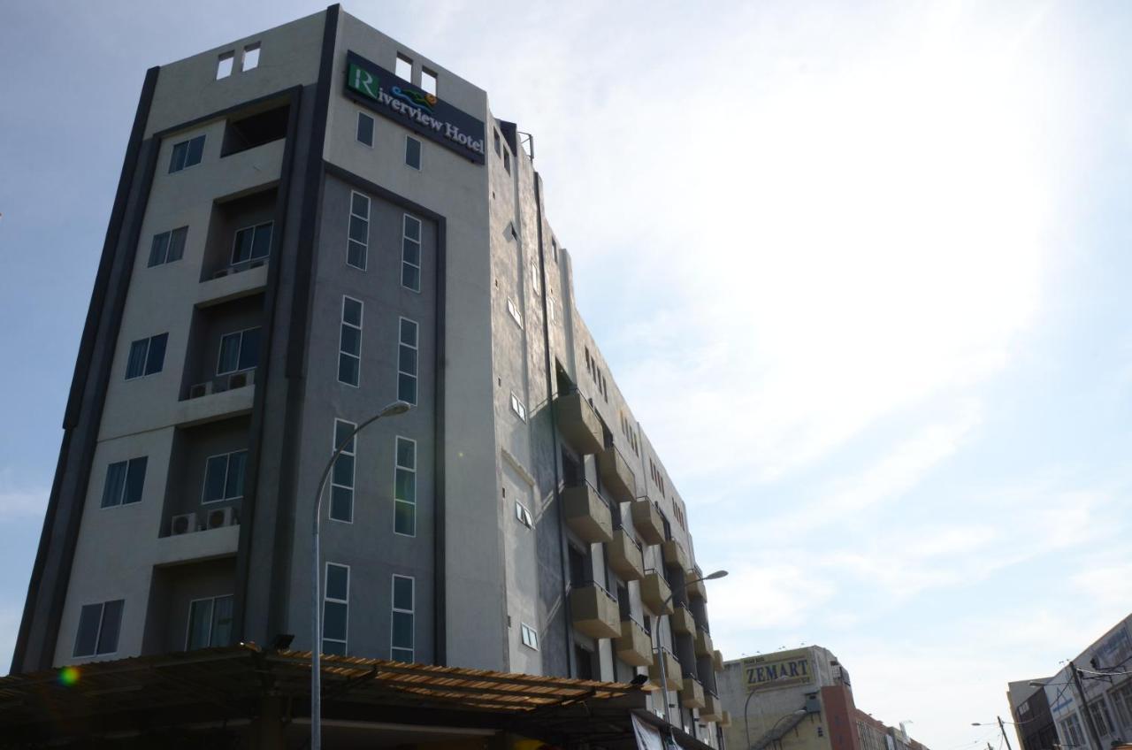 Riverview Hotel Bahau Esterno foto